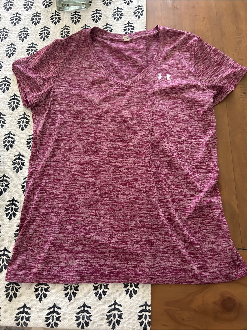 Under Armour Women's V-Neck Performance Tee
